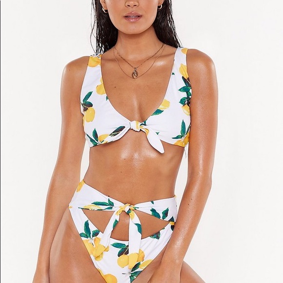 Nasty Gal Other - NWT✨ Nasty Gal Lemon Tie Bikini